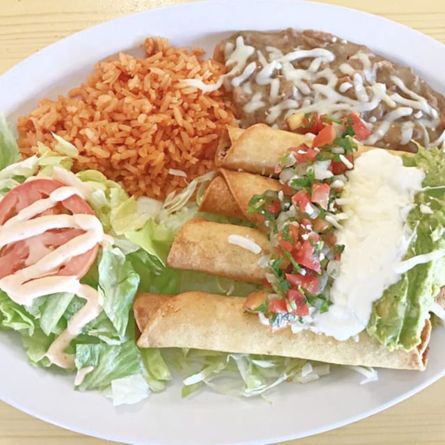 Taquito Platter.